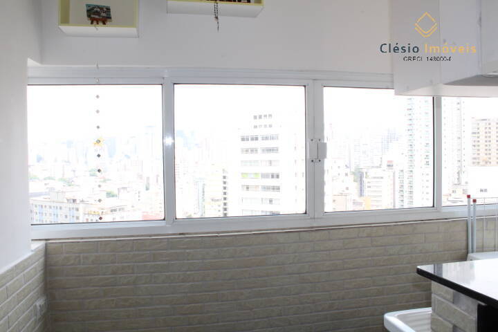 Apartamento à venda com 1 quarto, 60m² - Foto 47
