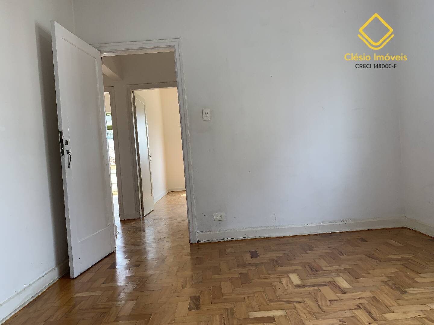 Apartamento para alugar com 3 quartos, 104m² - Foto 11