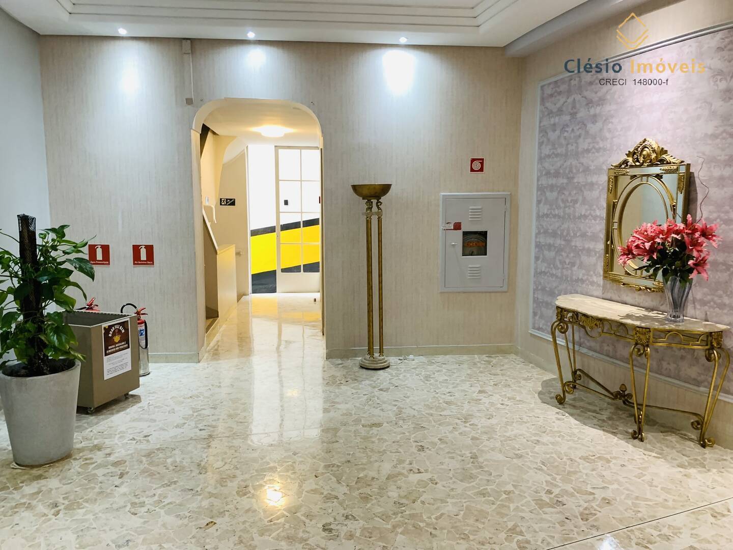 Apartamento à venda com 1 quarto, 60m² - Foto 51